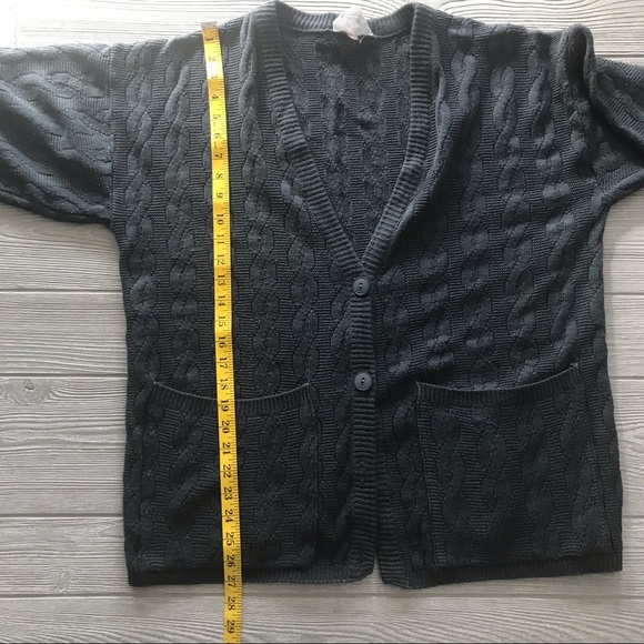 VINTAGE Plus Size Charcoal Grey Cable Knit Cardigan with Side Large Pockets - Picture 8 of 9